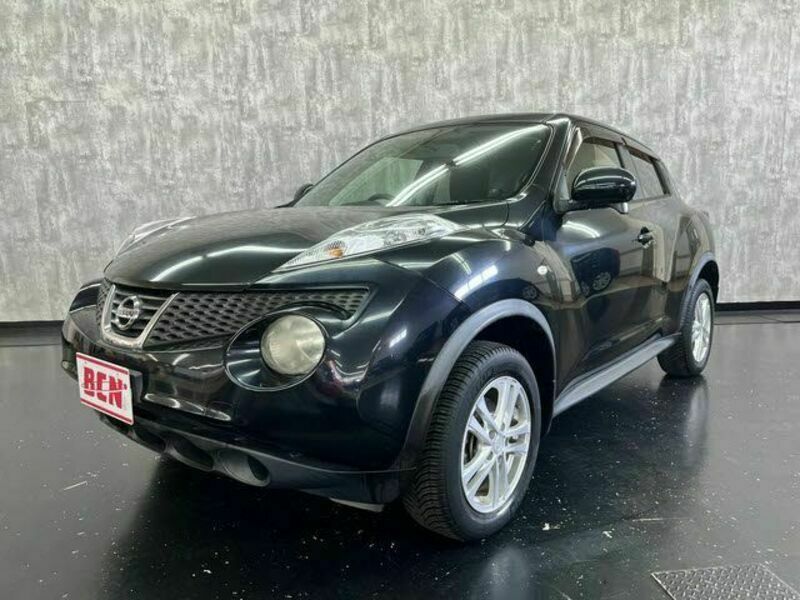 NISSAN　JUKE