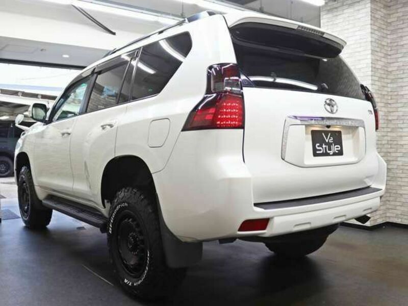 LAND CRUISER PRADO