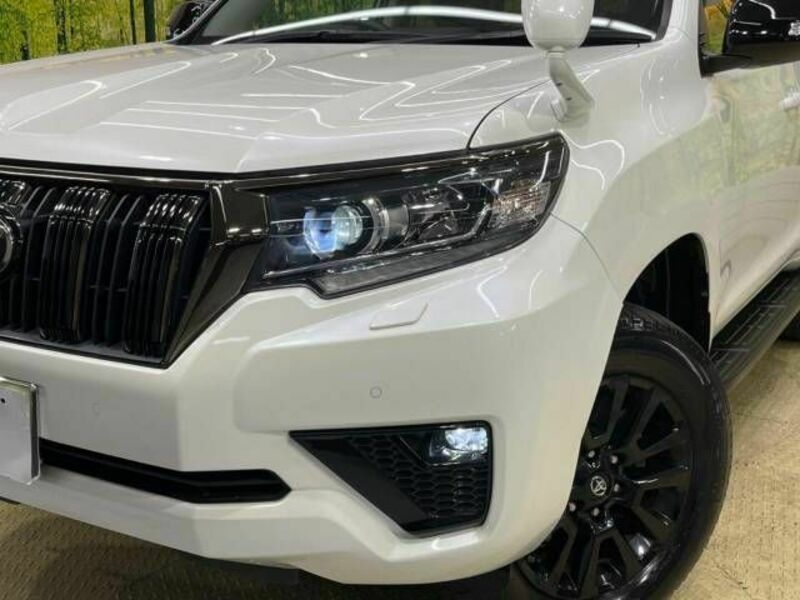 LAND CRUISER PRADO-12