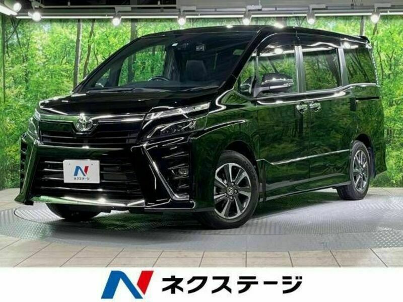 TOYOTA　VOXY