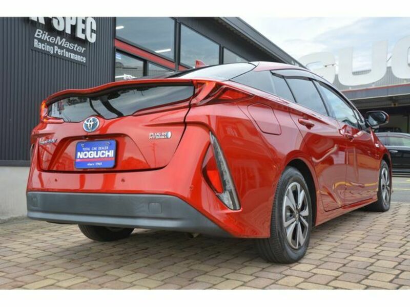 PRIUS PHV-4