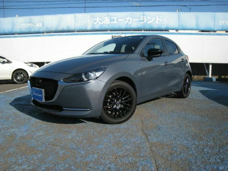 MAZDA2