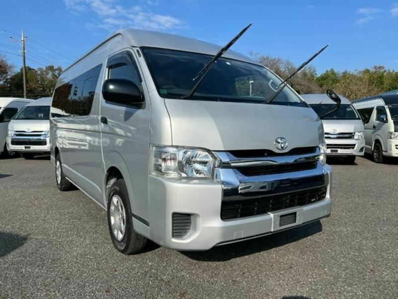 HIACE VAN-1