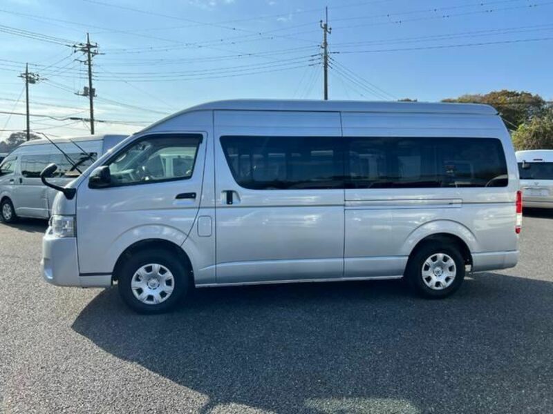 HIACE VAN-4