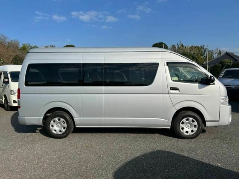 HIACE VAN-8