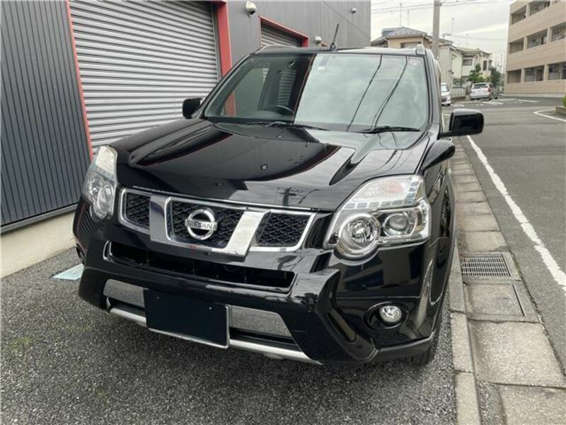 X-TRAIL