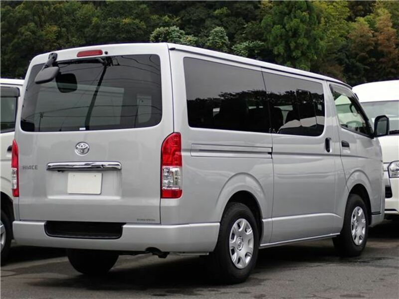 HIACE VAN-1