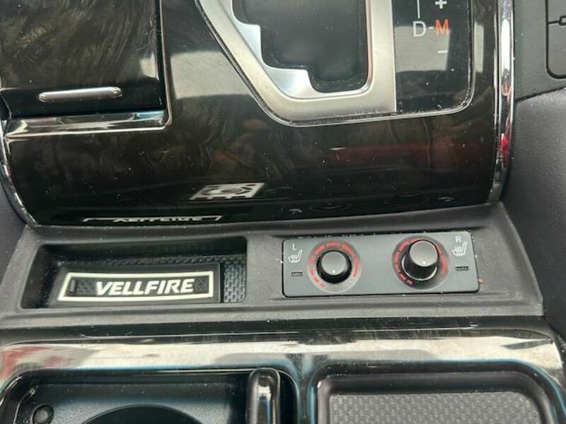 VELLFIRE-23