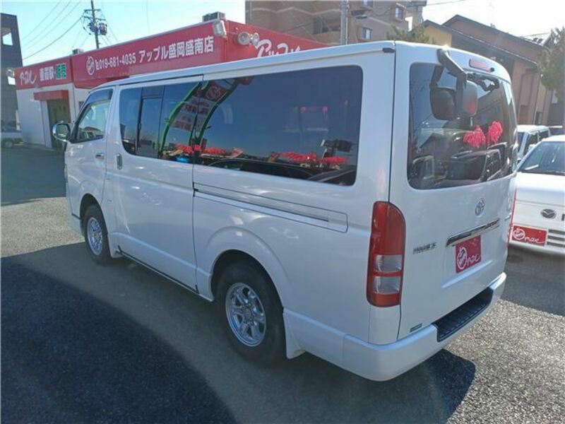 HIACE-11