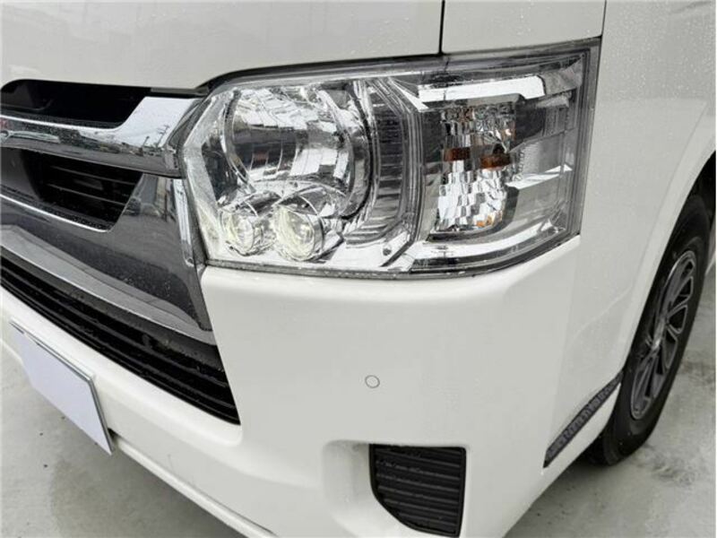 HIACE VAN-8