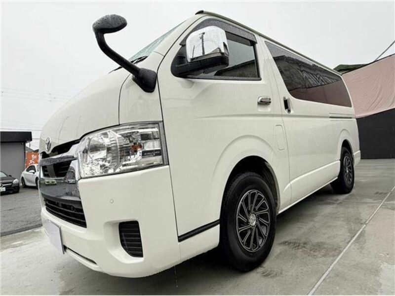 HIACE VAN-14