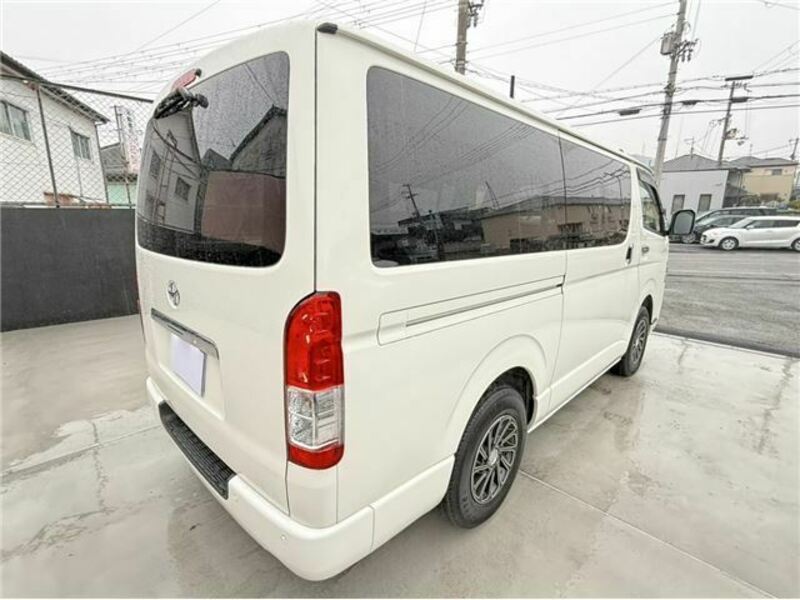 HIACE VAN-21