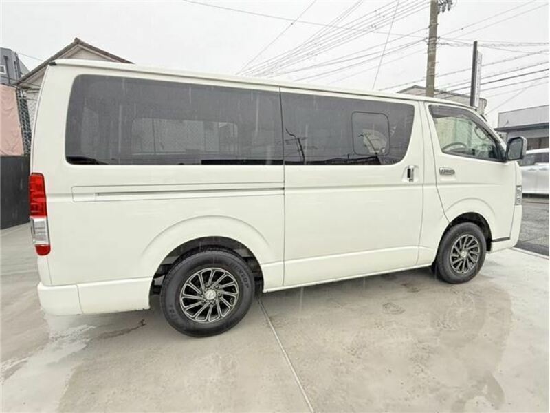 HIACE VAN-23