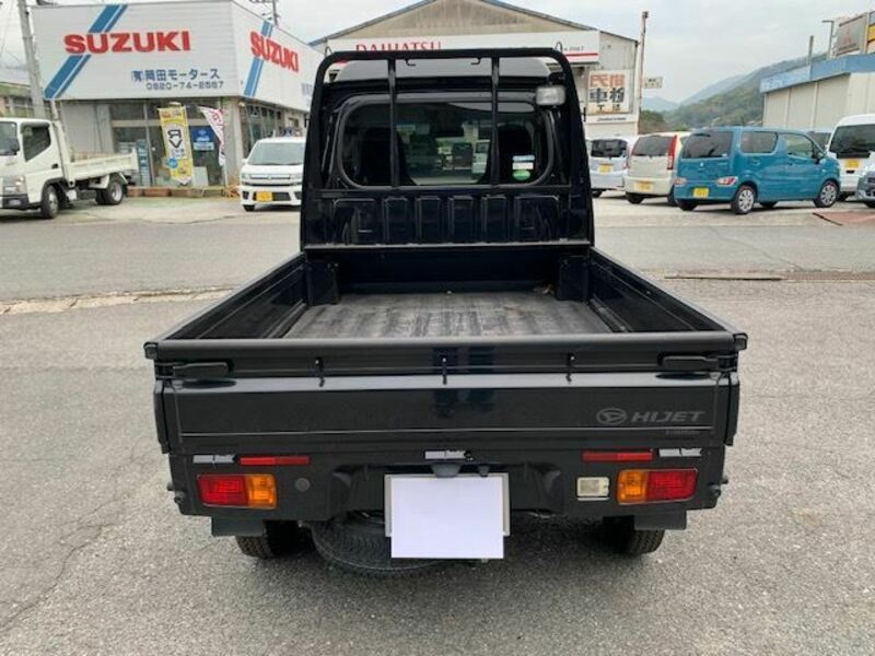 HIJET TRUCK-1