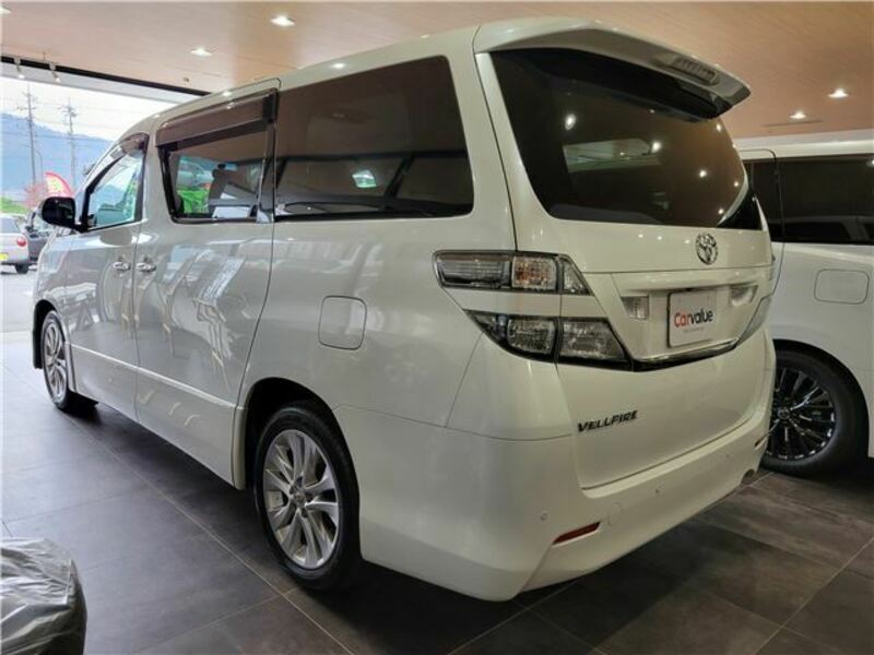 VELLFIRE-14