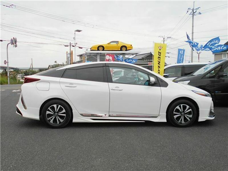 PRIUS PHV-4