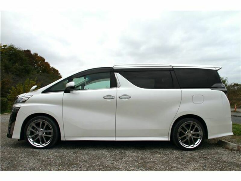 VELLFIRE-4