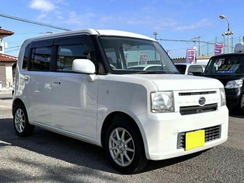 DAIHATSU MOVE CONTE