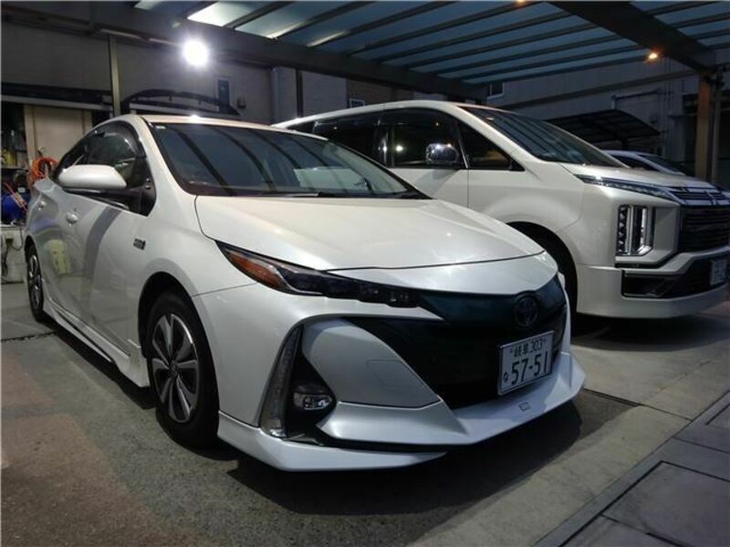 PRIUS PHV-3