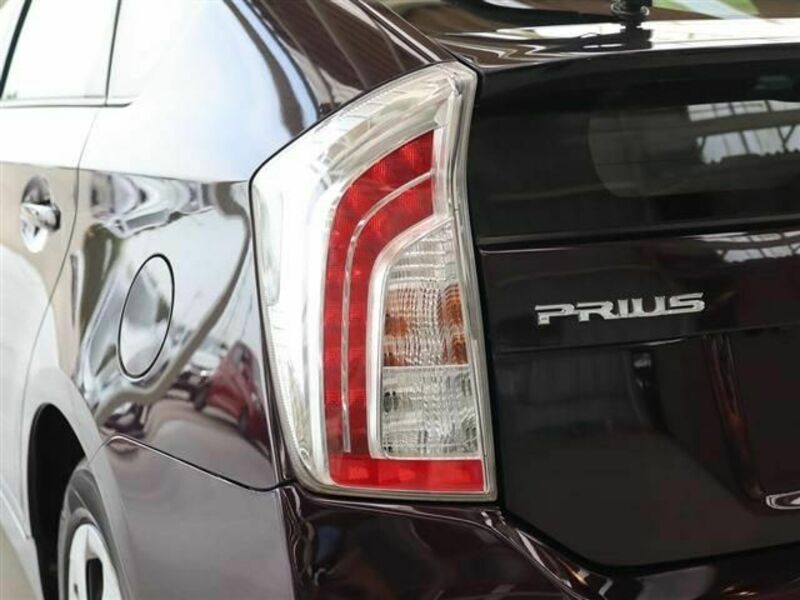 PRIUS-24