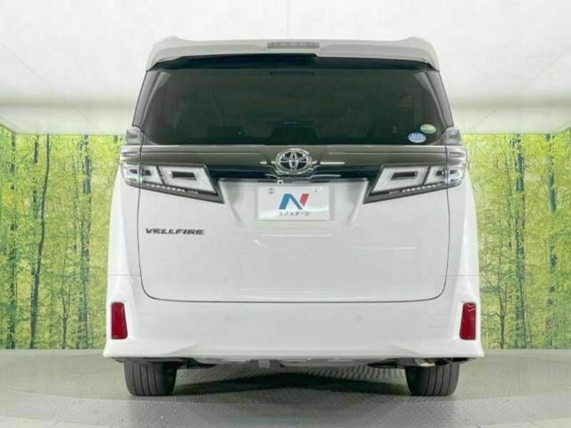 VELLFIRE-15