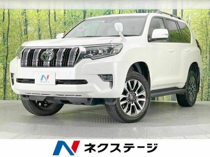 TOYOTA　LAND CRUISER PRADO