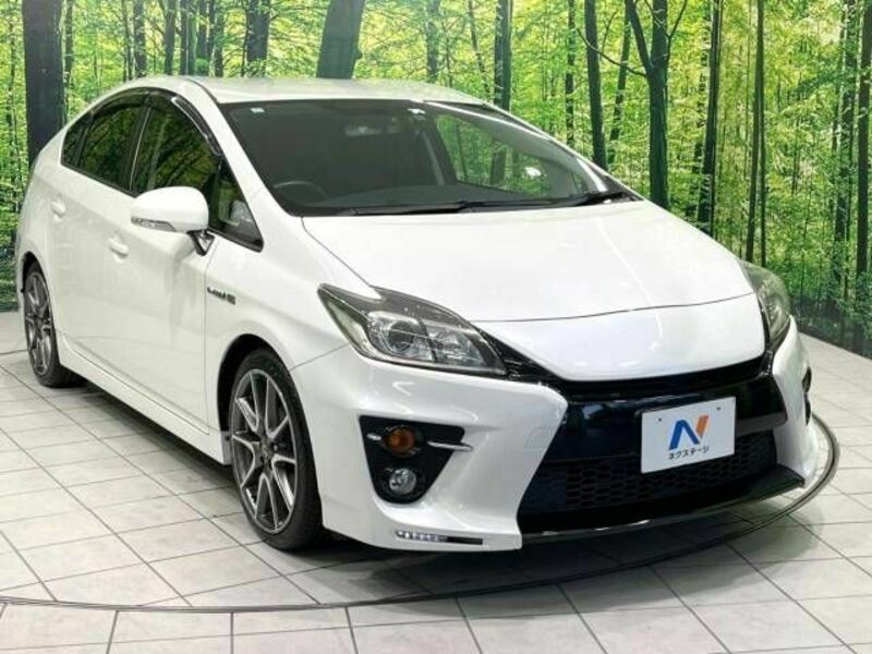 PRIUS-16