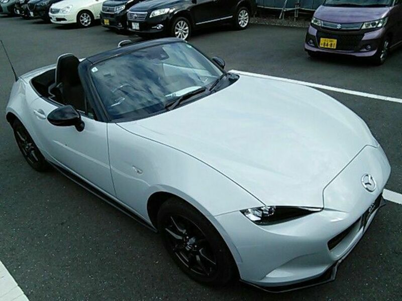 ROADSTER-15