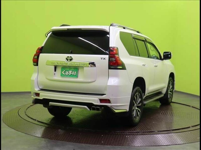 LAND CRUISER PRADO-1