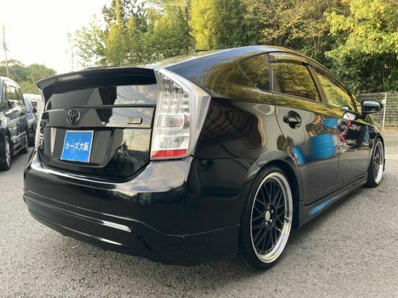 PRIUS-3