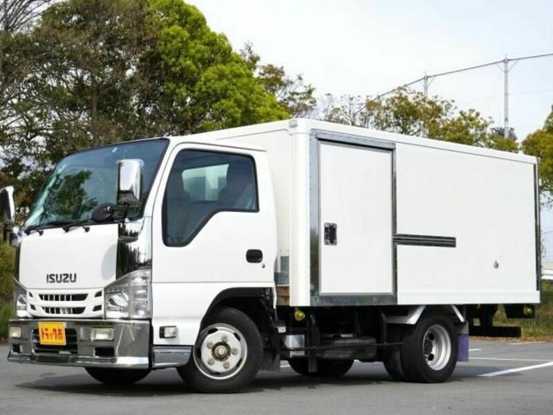 ISUZU　ELF