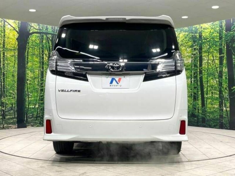 VELLFIRE-16