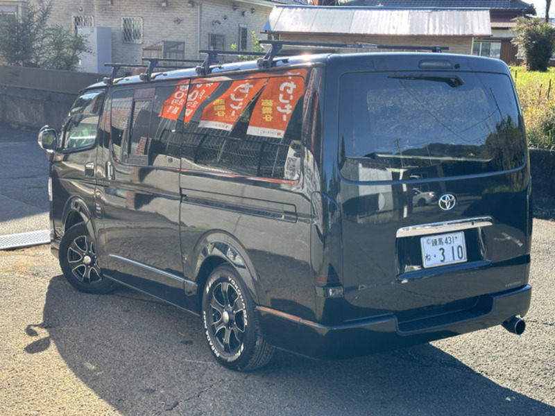 HIACE VAN-1