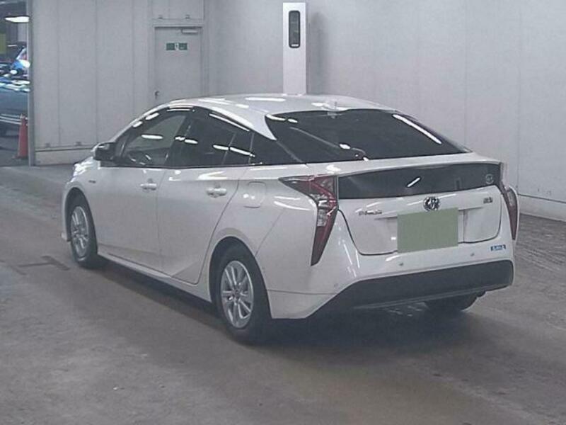 PRIUS-1