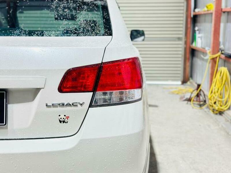 LEGACY B4-17