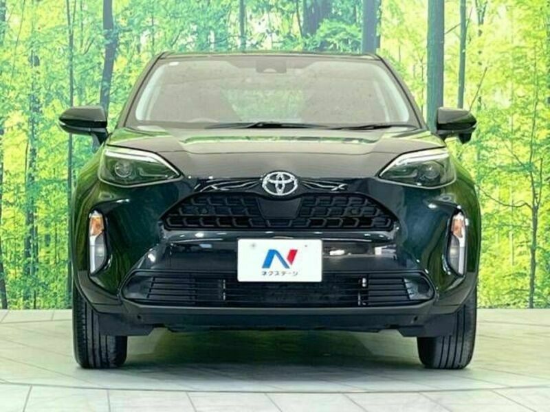 YARIS CROSS-14