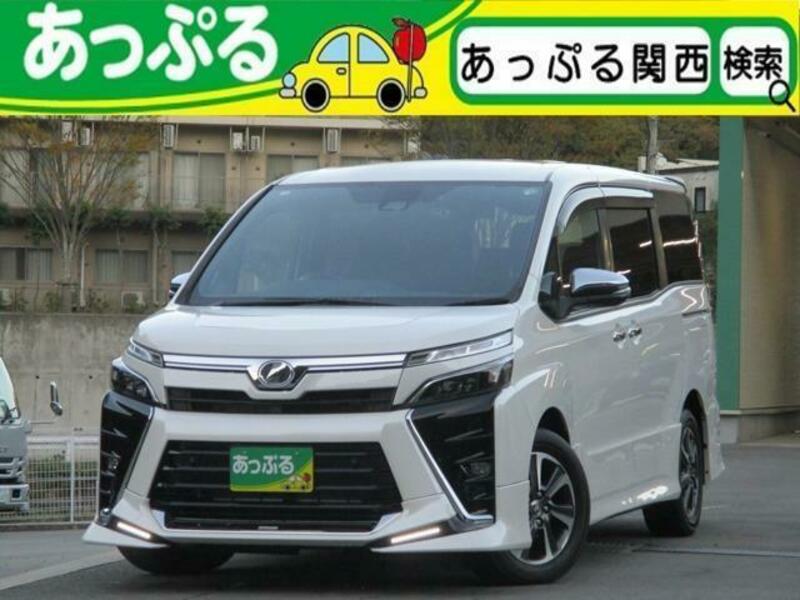 TOYOTA　VOXY