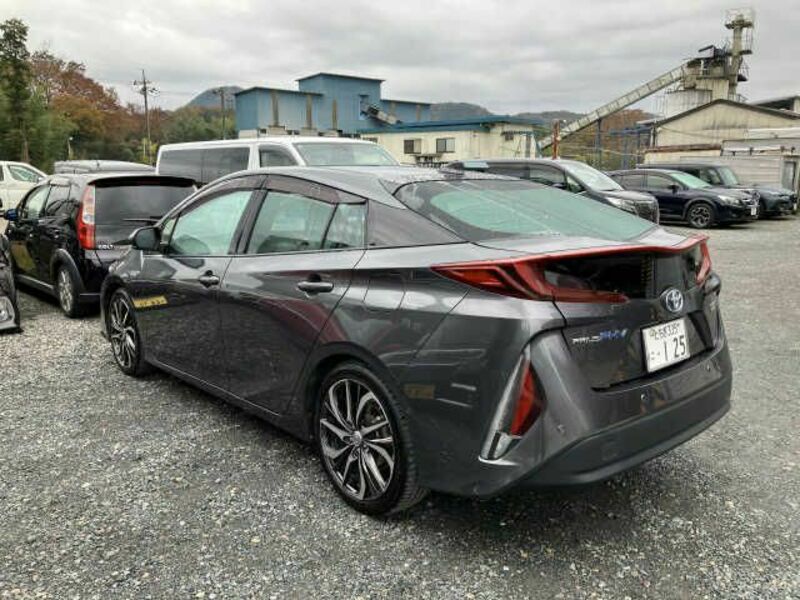 PRIUS PHV-2