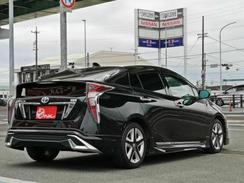 PRIUS-10