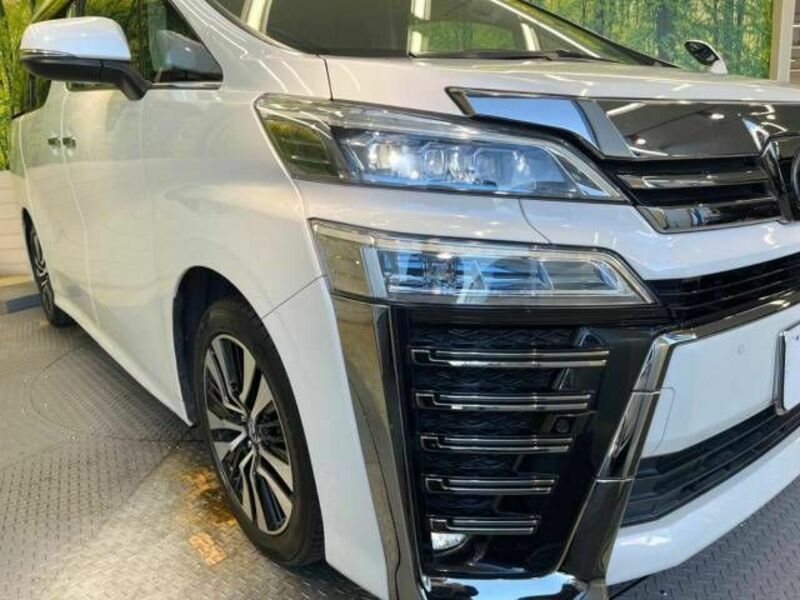 VELLFIRE-12