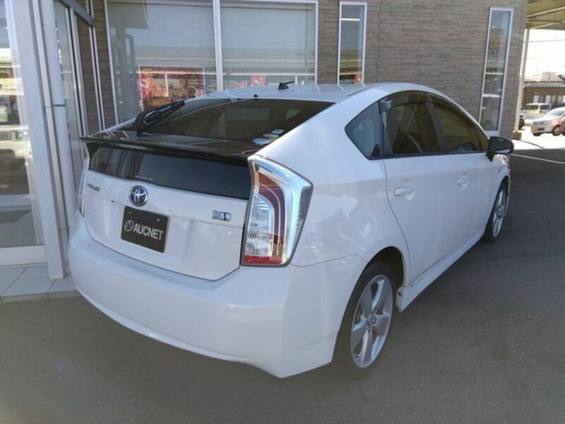 PRIUS-1