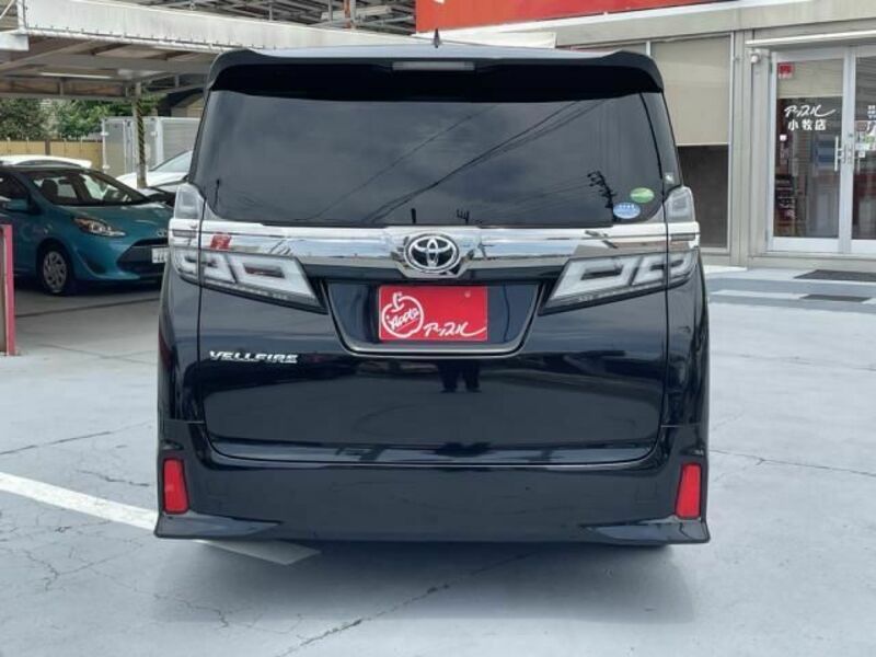 VELLFIRE-8