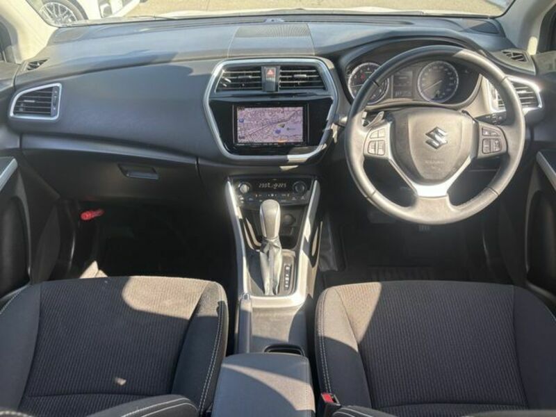 SX4 S-CROSS-1