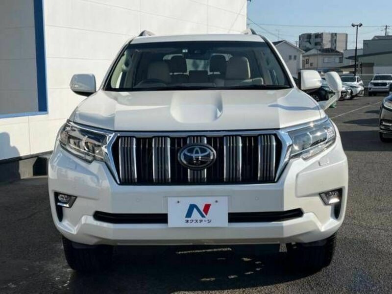 LAND CRUISER PRADO-15