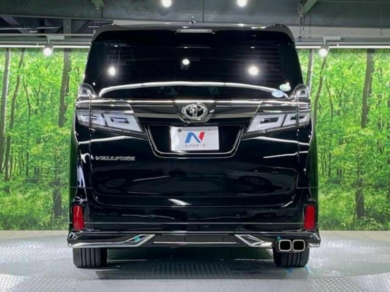 VELLFIRE-16