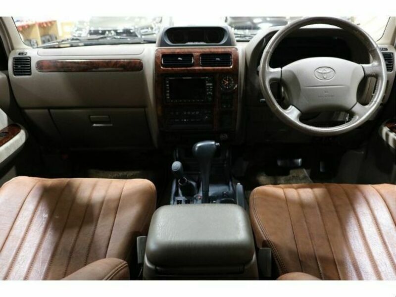 LAND CRUISER PRADO-2