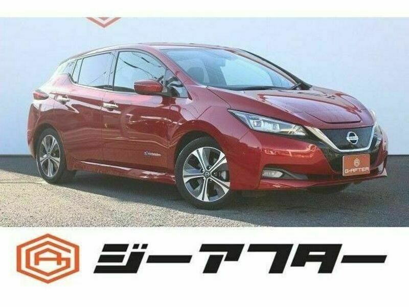 NISSAN　LEAF