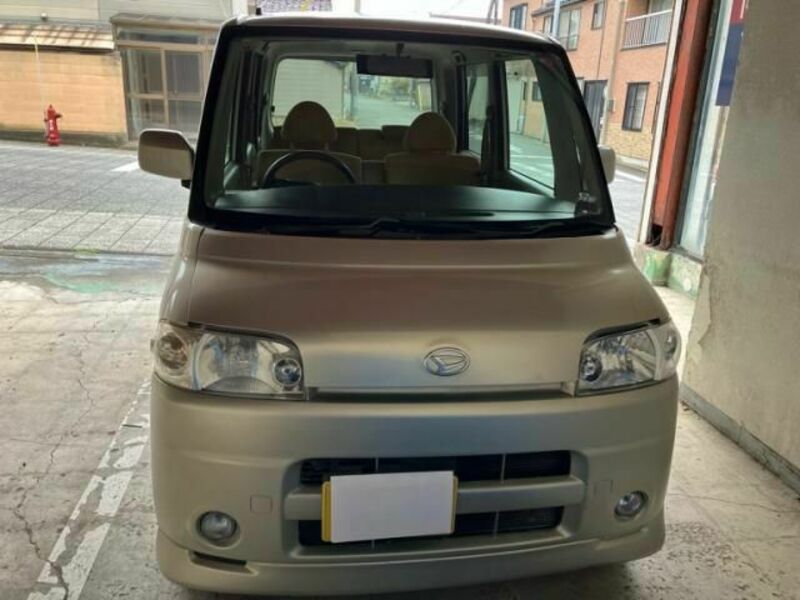 DAIHATSU　TANTO