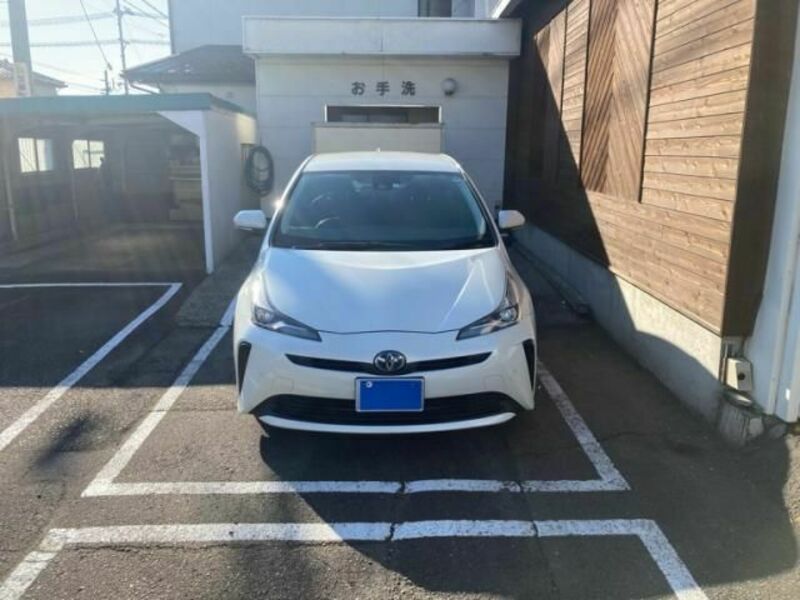 PRIUS-1