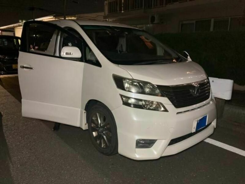 VELLFIRE-2